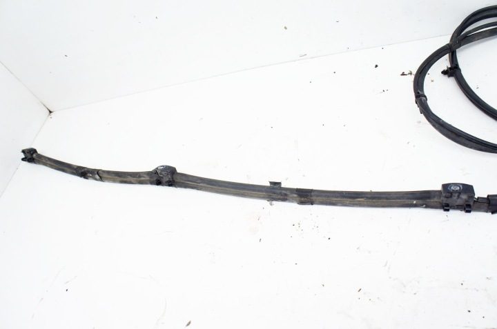 UD254 Infiniti Q30 ^ Форсунка Трубка Омывателя Капота A1768600192, фото 2
