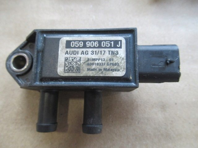 Датчик давления выхлопных газов VW Skoda Audi 059906051J оригинал OE, фото 2
