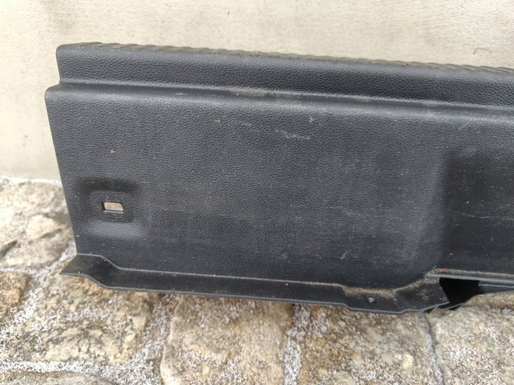 ОРИГИНАЛЬНАЯ VAG OE НАКЛАДКА KRAWĘDZI БАГАЖНИКА CZERŃ 5E9863459B9B9, фото 5