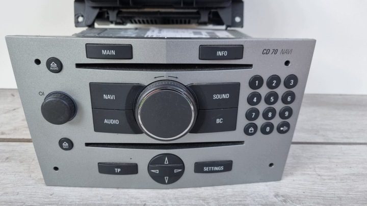 Автомагнитола Opel cd70navi навигация Opel Astra h Zafira b antar CID 2-DIN, фото 2