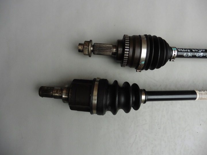 ПОЛУОСЬ ЛЕВАЯ ПЕРЕДНЯЯ SUZUKI SWIFT MK6 III 1,3i 2005-2010R 44102-62J00, фото 3