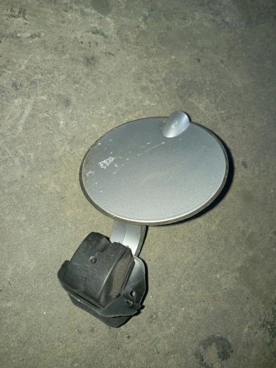 Корпус лючок горловины бензобака Opel Corsa D 13230620, фото 1