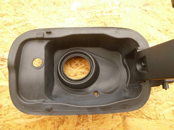 Audi A6 C7 лючок горловины бензобака 4G0809906C, фото 2