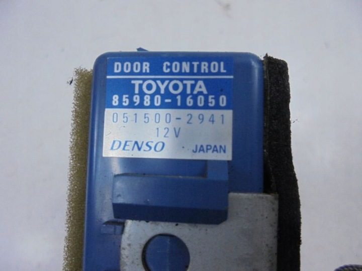 Toyota Paseo реле модуль 85980-16050, фото 2