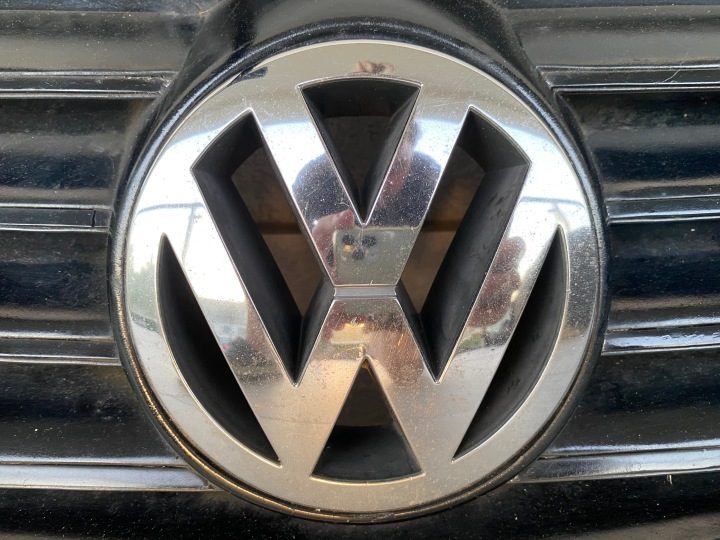 VOLKSWAGEN PASSAT B5 РЕСТАЙЛИНГ РЕШЕТКА РАДИАТОРА - 3B0853601C / 3B0853651L, фото 2