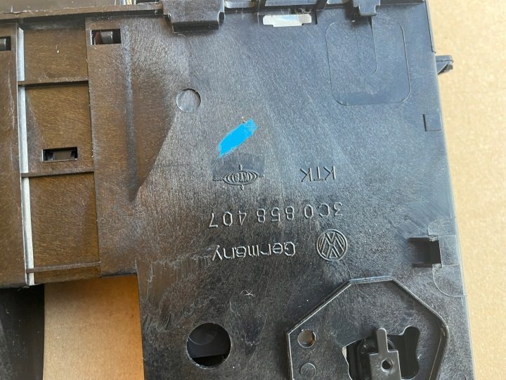 Выдвижной ящик бардачок Volkswagen VW Passat B6 2005-2010 3C0858407, фото 4
