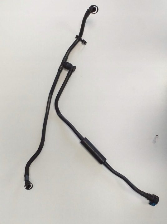 BMW G11 G12 G30 ТРУБКА ВЕНТИЛЯЦИИ 8601845, фото 1