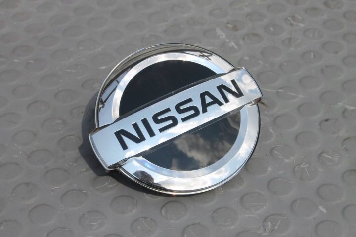 ЗНАЧОК ЭМБЛЕМА РЕШЕТКИ ПЕРЕДНЯЯ 628906UA0A NISSAN QASHQAI III J12 21-, фото 1