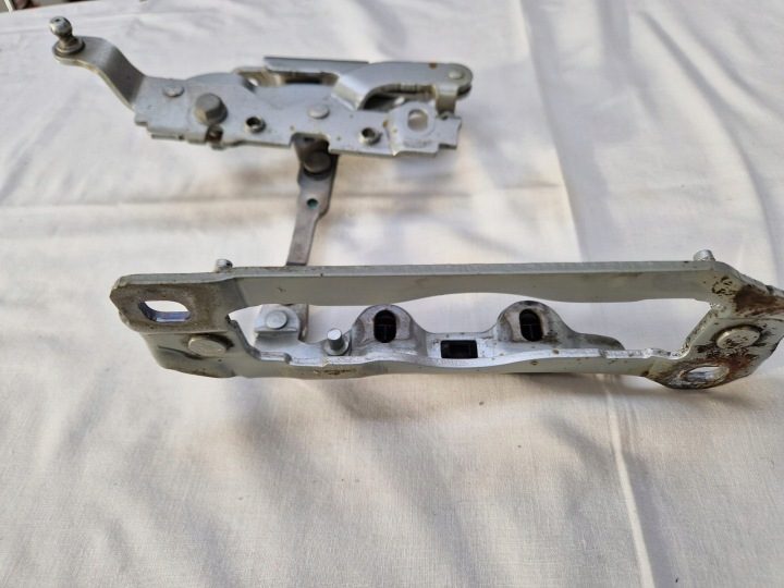 ПЕТЛЯ КАПОТА ПИРОПАТРОН ЛЕВЫЙ MERCEDES E W212 S212 A2129067701 A2048800128, фото 3