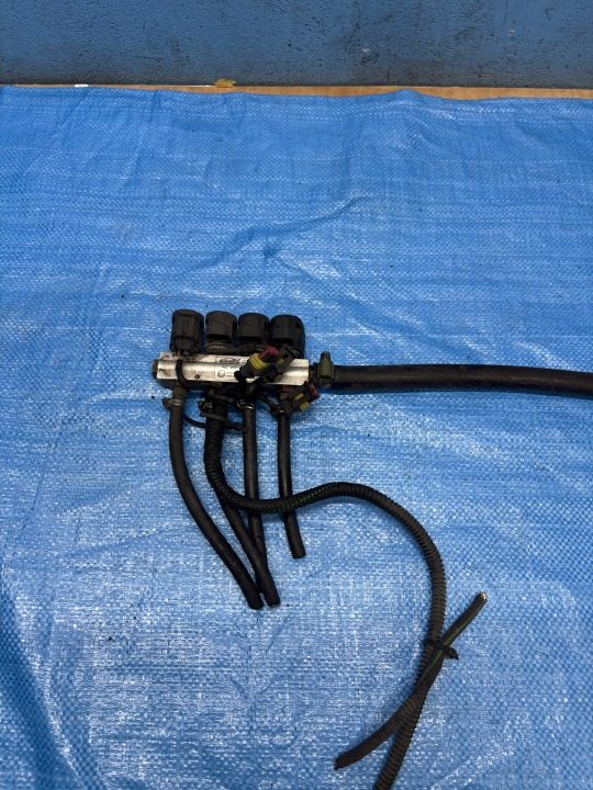 МОЛДИНГ ФОРСУНКИ ГБО STAG W01-4 ЧЕРНЫЕ 4 ЦИЛ. 67R-010973, фото 1
