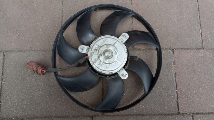 VW PASSAT B6 2005-2011--WENTYLATOR КОНДИЦИОНЕРА ОРИГИНАЛ 3C0959455G, фото 1