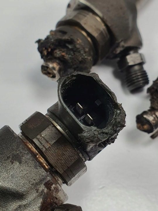 Форсунка Common Rail Bosch 0445110469 для VW Audi 2.0 TDI, фото 5