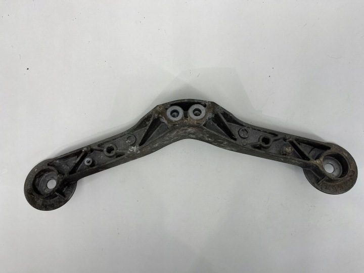 BMW Z4 E85 E86 2003 Кронштейн / Крепление grodzi среднего, фото 3