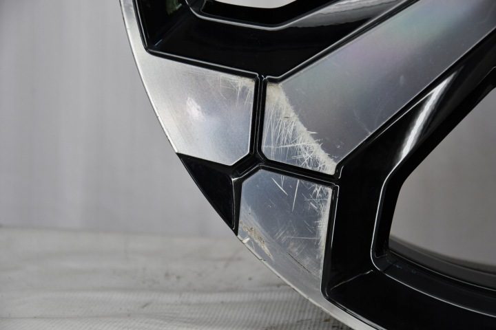 Литой диск Dacia OE TAGASAN 6.5" x 18" 5x114.3 ET 32, фото 2