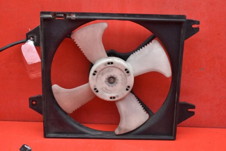 Вентилятор MR270403 Mitsubishi Galant 8 VIII 2.0 16V 137 л.с. 00-06, фото 1