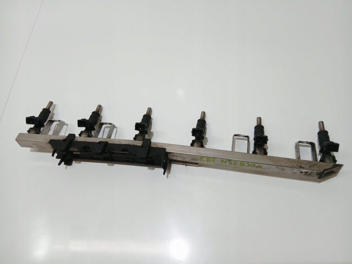 Топливная рампа BMW 5 (E60) 7551498 3.0L бензин 171 кВт 2010, фото 3