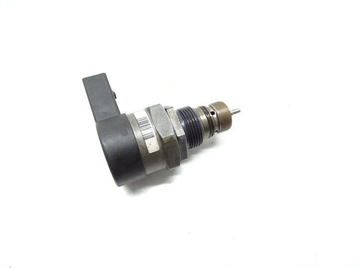 Регулятор датчик давления топлива BMW E87 F20 E90 F30 N47 2.0 0281002738, фото 2