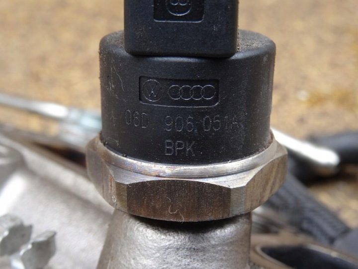 AUDI A3 8P GOLF V LEON II 1.6 FSI BLF ТОПЛИВНАЯ РАМПА ТРУБКА 03C907386B, фото 9