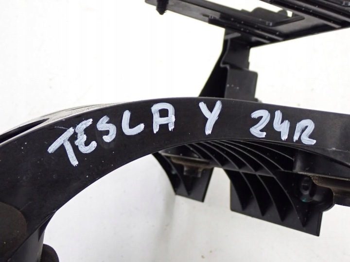 КРОНШТЕЙН КРОНШТЕЙН НАСОСА КОНДИЦИОНЕРА TESLA MODEL Y 3D3 4D1 24 г., фото 7