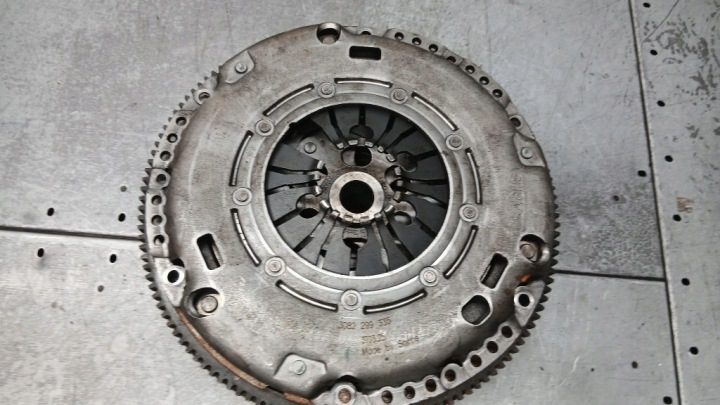 СЦЕПЛЕНИЕ ДВУХМАССОВЫЙ МАХОВИК КОМПЛЕКТ VW GOLF IV 1.9TDI 110 л.с. 97-06R 3082299335, фото 3