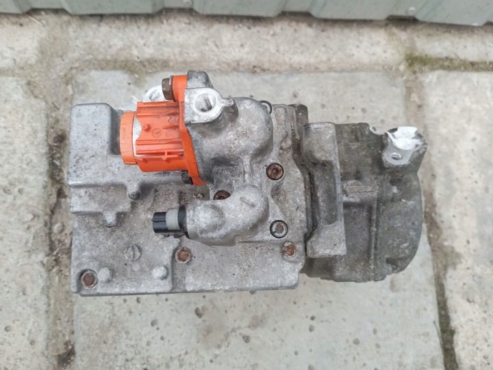 Nissan Leaf I компрессор кондиционера 042200-0683 92600 3NFOA, фото 2