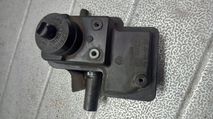 БАЧОК UKŁ.WSPOMAGANIA VW POLO III 95 г. 6N0422371, фото 1