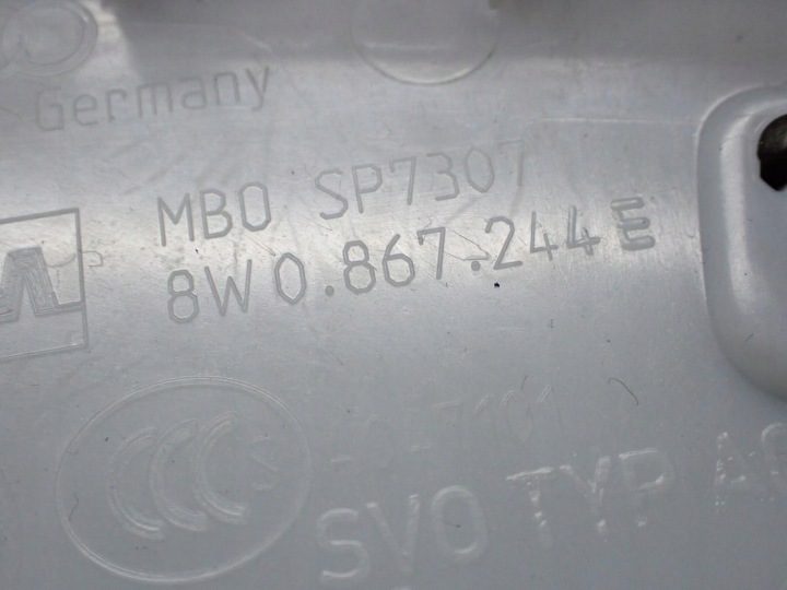 ПЛАСТИК НАКЛАДКА СТОЙКИ ПРАВАЯ S-LINE ЧЕРНАЯ 8W0867244E AUDI A4 B9 22 г., фото 3