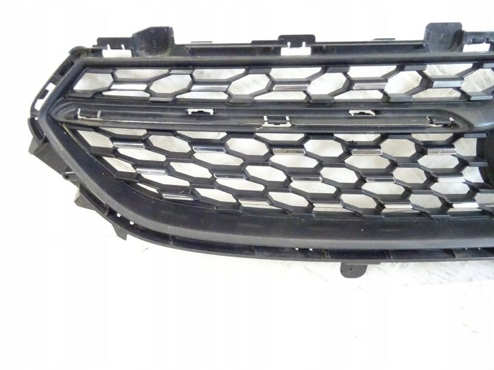 РЕШЕТКА РАДИАТОРА ПЕРЕДНЯЯ OPEL CORSA F 9829474180, фото 3