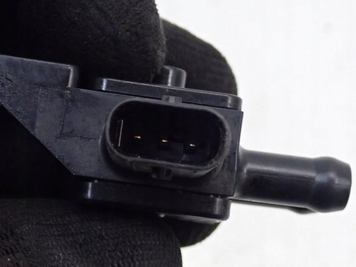 Датчик давления выхлопных газов 7805758 BMW 5 F10 F11 M550D 3.0D N57 13 г., фото 4