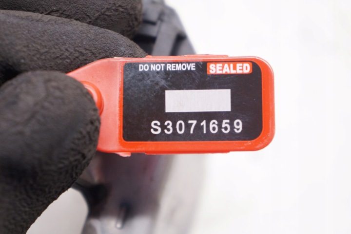 VOLVO S40 II ЗАМОК БАГАЖНИКА КРЫШКИ ЗАДНИЙ 31276696 8N51-F442A66-AC, фото 6