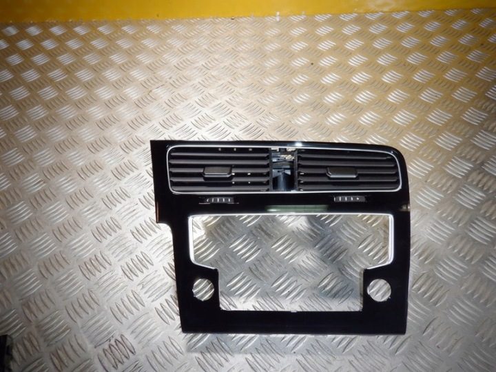 VW Golf VII декор рамка навигация магнитолы 5G1819743D, фото 2