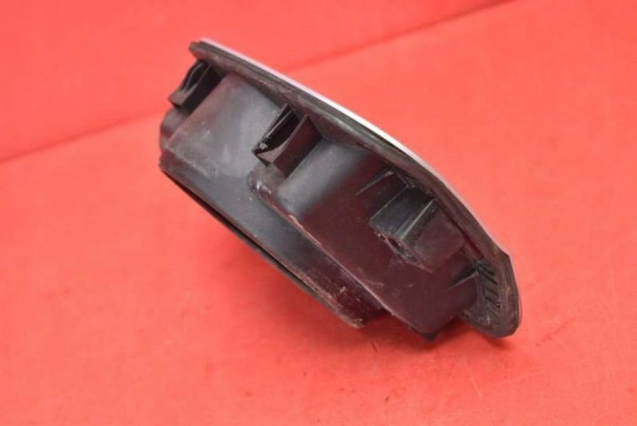 Лючок горловины бензобака серебристый 8K0010508R Audi A5 8T купе 07-11, фото 4