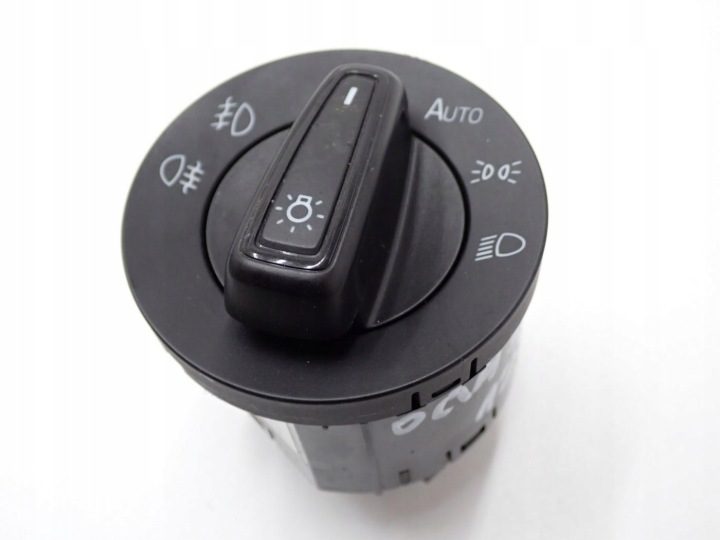 ПАНЕЛЬ ВЫКЛЮЧАТЕЛЬ СВЕТА ЕВРОПА 5E0941431D SKODA OCTAVIA III 5E 13 г., фото 2