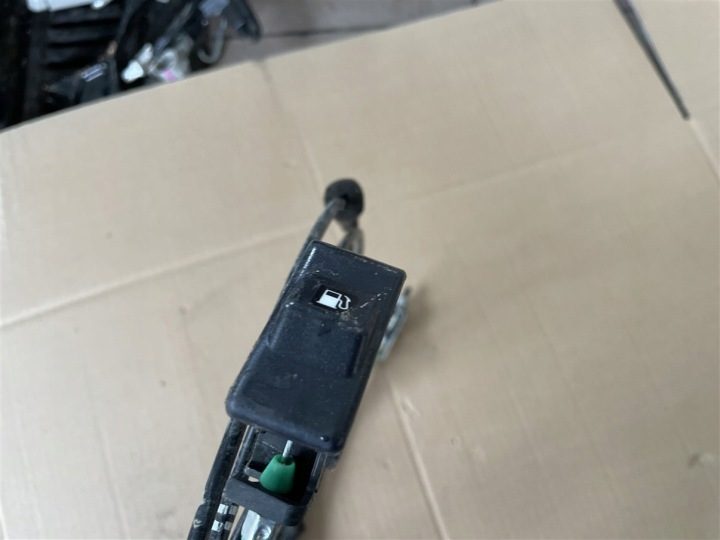 ТРОС + РУЧКА ОТКРЫВАНИЯ ЛЮЧКА БЕНЗОБАКА MAZDA 3 III BM 13-18R 17 г., фото 4