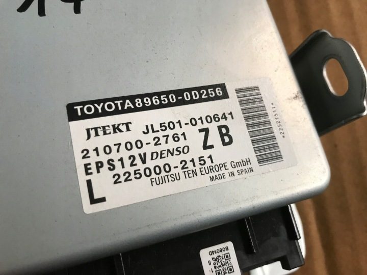 БЛОК УПРАВЛЕНИЯ ГИДРОУСИЛИТЕЛЯ TOYOTA YARIS III 14- 17- РЕСТАЙЛИНГ 89650-0D256, фото 2