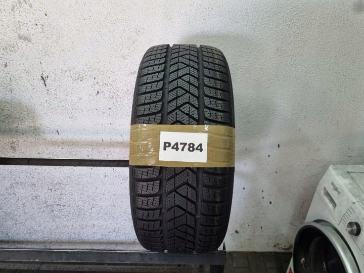 Шина зимняя Pirelli Winter SottoZero 3 235/45R17 97 В сцепление на снегу (3PMSF), усилитель (XL), фото 1