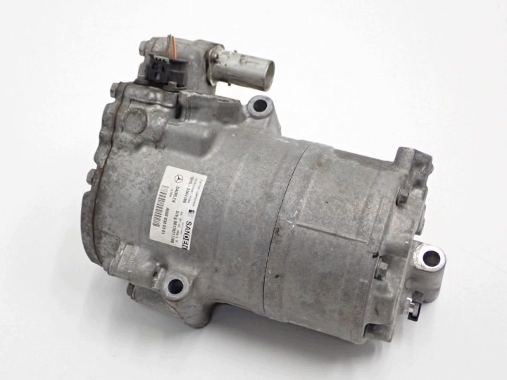 КОМПРЕССОР КОНДИЦИОНЕРА A0008300301 MERCEDES GLC I C253 350e 2.0T PHEV 18 г., фото 1
