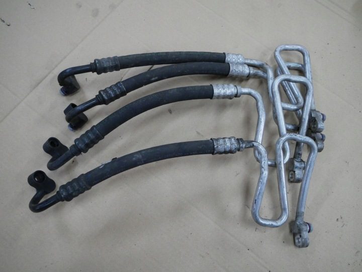 BMW E39 шланг кондиционера, фото 1