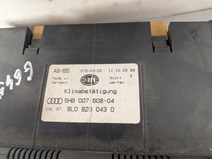 Блок управления климатом Seat Leon I 8L0820043D Европа, фото 6