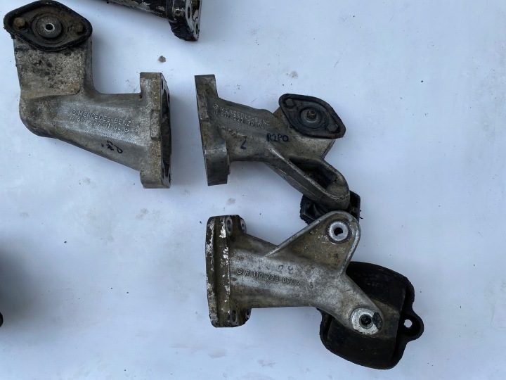 Кронштейн Mercedes W123 W116 W108 W114 W115, фото 3