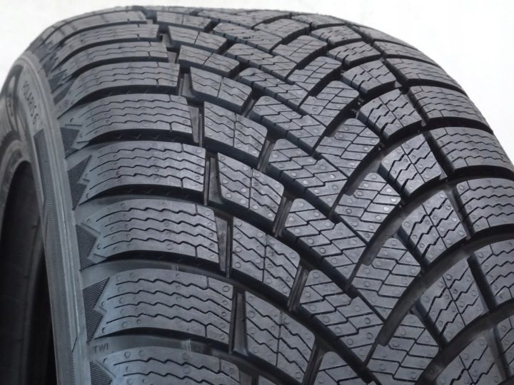 Шина зимняя Barum Polaris 6 225/50R17 98 В сцепление на снегу (3PMSF), защита диска, усилитель (XL), фото 2