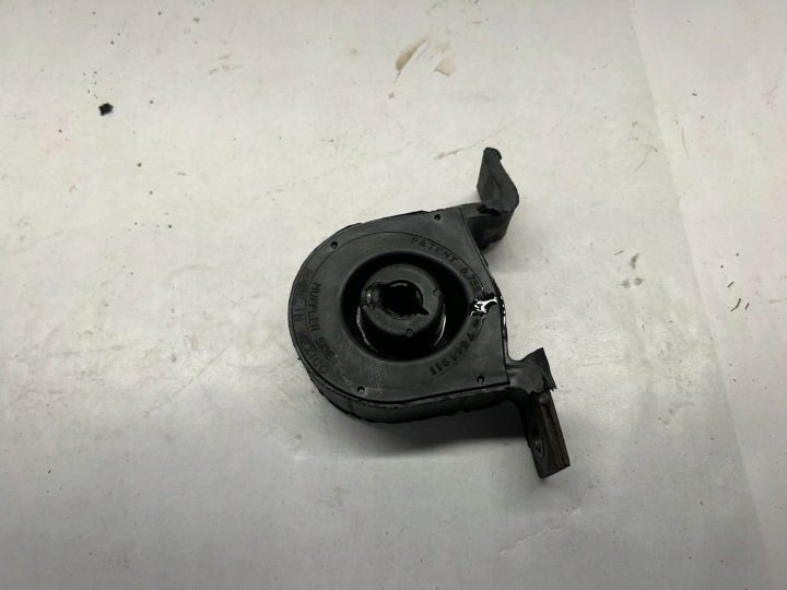 Ford F150 2018 Крепление / Кронштейн глушителя, фото 8