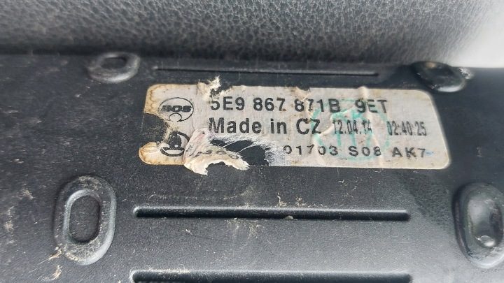 Skoda Octavia III универсал шторка задняя багажника 5E9867871B, фото 3