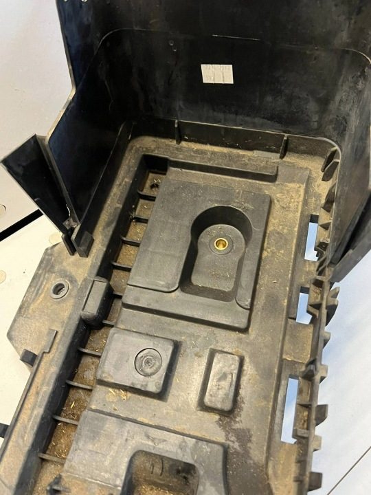 Кожух аккумулятора Audi OE 1K0915333, фото 3
