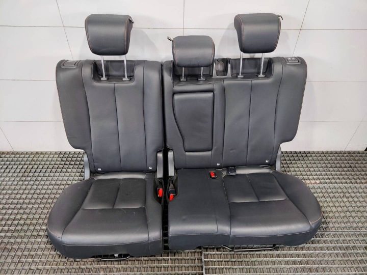 Диван задний с подогревом Mitsubishi Eclipse Cross, фото 1
