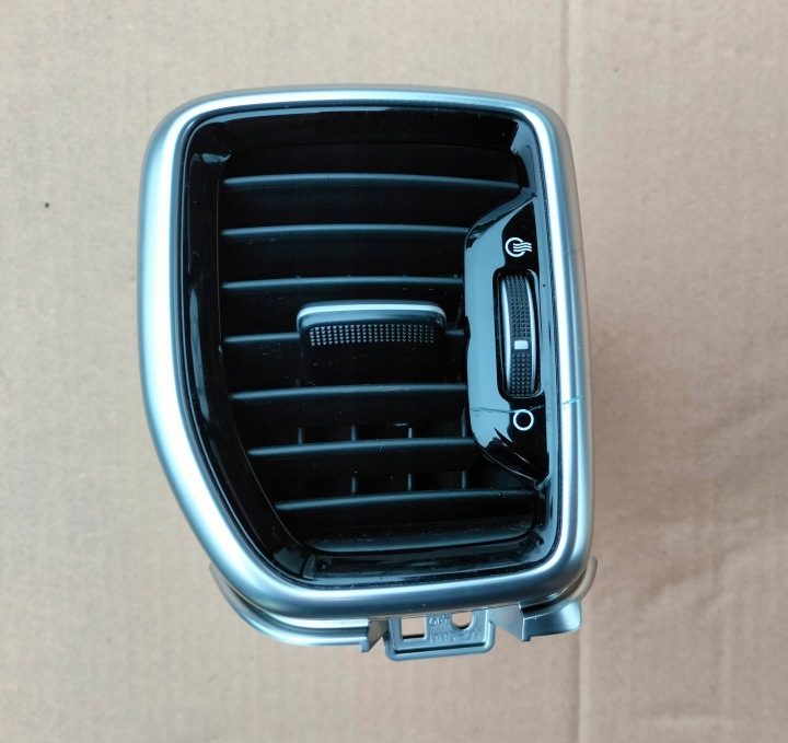 KIA SPORTAGE IV 4 ДЕФЛЕКТОР ОБДУВА КОНСОЛИ ЛЕВЫЙ, фото 1