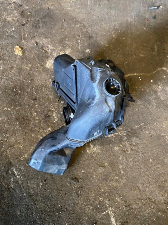 Корпус воздушного фильтра, бокс BMW E81 E87 E82 E88 E90 E91 E92 E93 n47 2.0d, фото 1