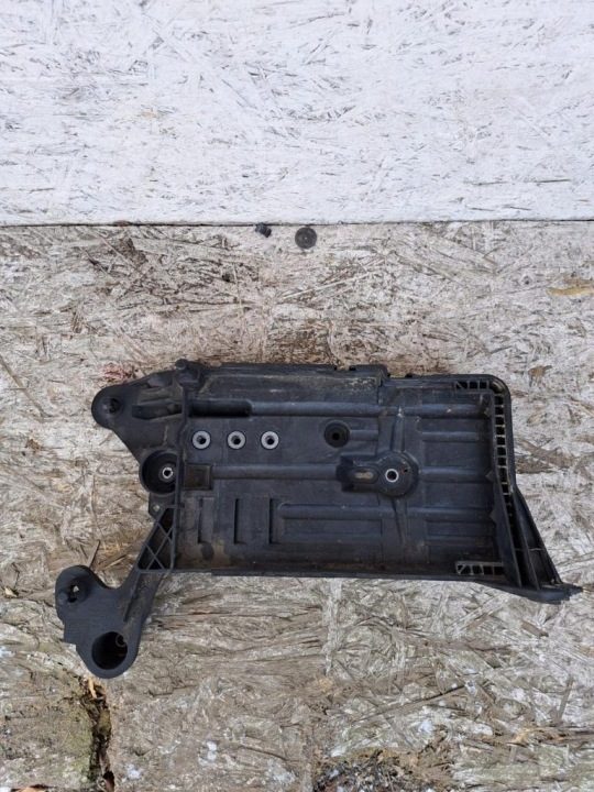 Audi VW Skoda Seat площадка аккумулятора оригинал, фото 2