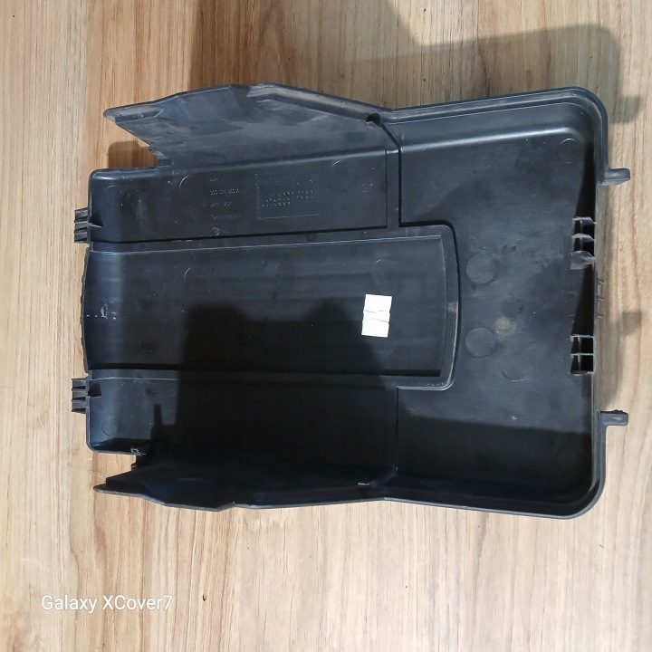 Audi A3 8P Q3 8U Golf V VI крышка аккумулятора 3C0915443A, фото 2