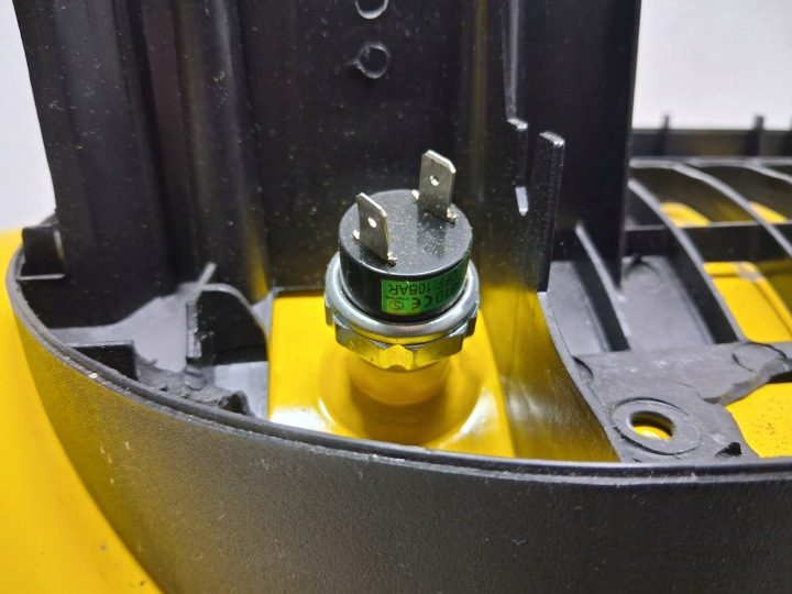Компрессор безмасляный Stanley B6CC304STN003 24 l 8 бар, фото 2